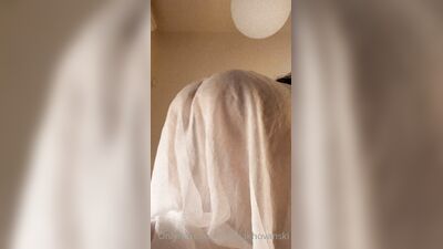 Louisa Khovanski ХХХ ОнлиФанс