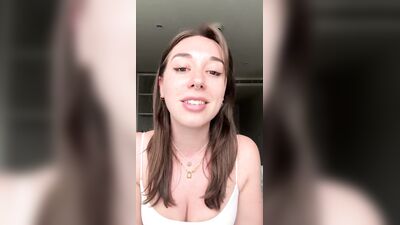 Голая Abby Boom