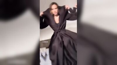 Голая Jessica Alba