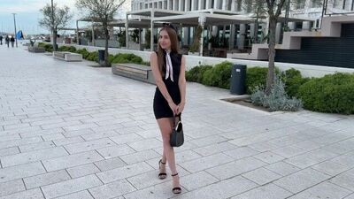 Зайдешь ко мне на кофе?