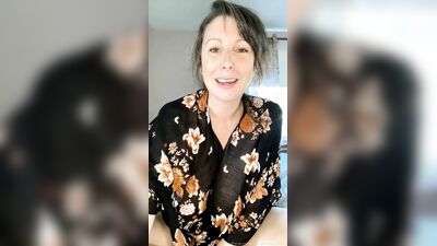 MrsPJHaverstock ХХХ ОнлиФанс