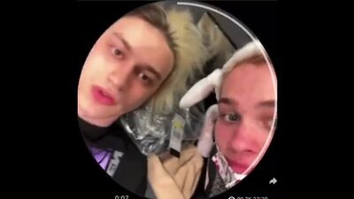 Некоглай сломал руку [Рифмы и Панчи]