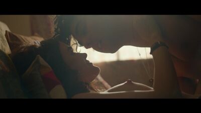 Lucy Hale Nude - Dude (2018) HD 1080p Watch Online / Люси Хейл - Чувак