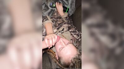 Голая Off Grid Misty