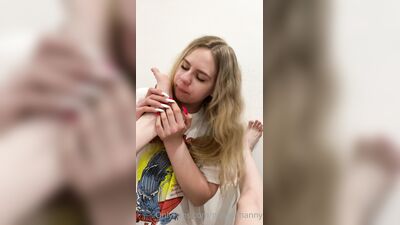 PlaywithAnny ХХХ ОнлиФанс