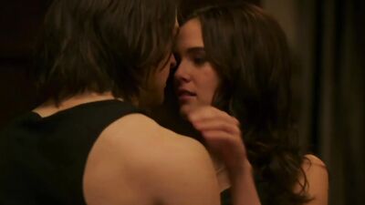 Голая Zoey Deutch