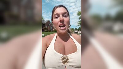 Голая Taylor Mathis