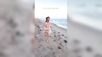 Голая Bella Poarch