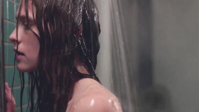 Голая Teresa Palmer