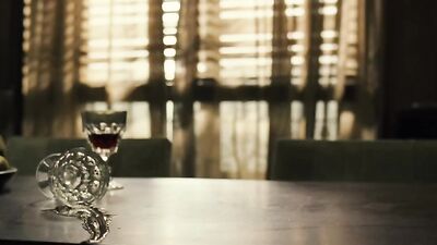 Голая Marion Cotillard