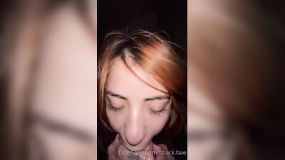 Голая Shark Bae