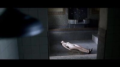 Голая Olga Kurylenko