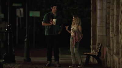 Голая Kelli Berglund