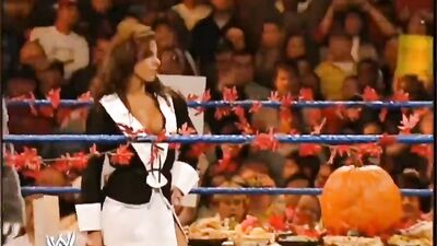 Голая Torrie Wilson