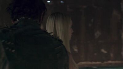 Голая Suki Waterhouse