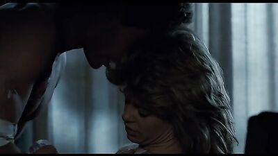 Голая Linda Hamilton