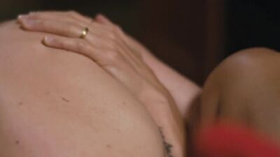 Голая Eliza Coupe