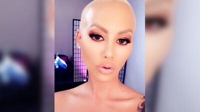 Голая Amber Rose