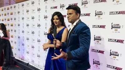 Harnaaz Sandhu HEADS BACK HOME TO INDIA FOLLOW ME Miss Universe