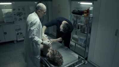 Виктория Клинкова голая в сериале Злые дети (2020) - Серия 1 HD 1080p (тизер)