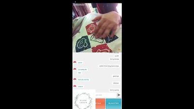 Ometv jilbab lagi jaga toko kaki lima - DoodStream.mp4