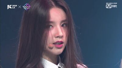 LOONA - Not Today (Orig. BTS) @ KCON 2019 LA 190912