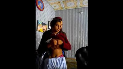 _pakistani_molvi_with_college_girl