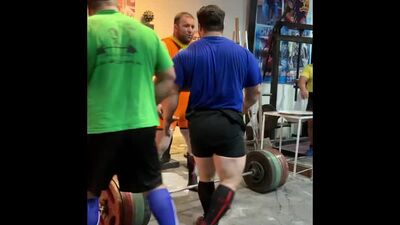 Иранский стронгмен-Пейман Махерипур тянет 435 кг на 2 раза