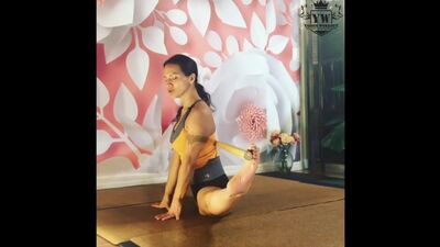 SLs CRAZY Flexibility Yoga - Carmen Amara 2018