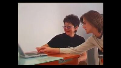 Башкирская мамка отдалась русскому юнцу (казахское и башкирское порно, казашка ,татарка, башкирка, азиатки, азия секс)