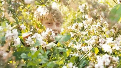 Evelyne Brochu, Anick Lemay Nude (covered) - Frisson des collines (2011) HD 720p Watch Online