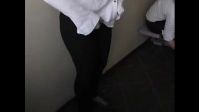 В школьной раздевалке