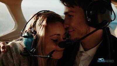 Поздравление с годовщиной в самолете MAGaero