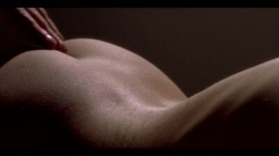 Голая Джессика Бил