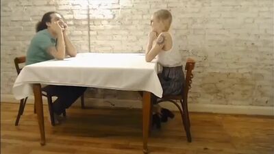 Смотреть домашнее порно - Пустили по кругу на вписке. пьяный секс. оргия,