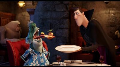 Монстры на каникулах 2_ Приезжайте в отель Трансильвания!