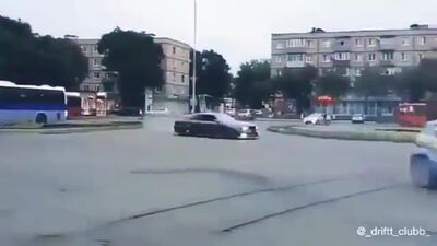 Тоцота чайзер. Toyota chaser. Чайник. Пушка. Валит боком. Дрифт. 1jz 2jz наваливает.360.mp4