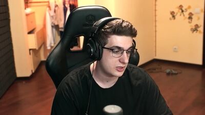 Evelone УЗНАЛ ДАТУ, когда МЕНЯ РАЗБАНЯТ! ОТВЕТЫ НА ВАШИ ВОПРОСЫ ПРО TWITCH ! НОВАЯ МАШИНА