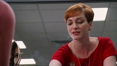 Идеальная задница Christina Hendricks