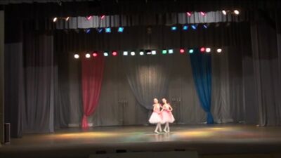 37 - Дуэт. Наяда и рыбак (Дарья Круликовская, Светлана Свердлова, средняя группа)