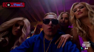 Витя АК-47 & Иван Ургант |○ На зиму корма ○ ⏪Two®⏩