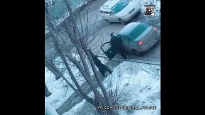 В Перми парень затолкал в багажник свою пьяную сожительницу и увёз домой