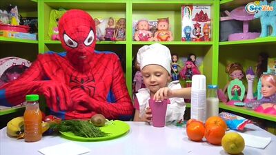 ✔ Spiderman. Ярослава и Человек Паук устраивают Смузи Челендж. Видео для детей. Tiki Taki Cook ✔