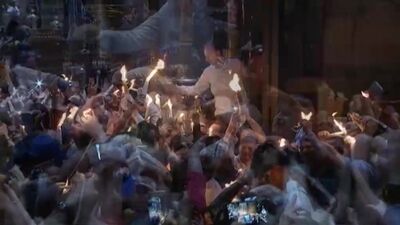 НТВ в прямом эфире покажет схождение Благодатного огня