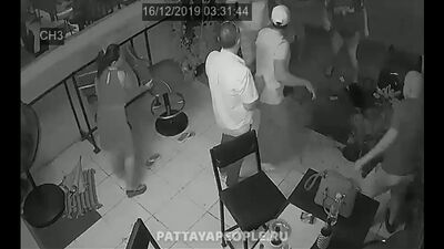 Пьяные туристы из России избили сотрудников бара в Паттайя