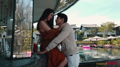 Пон Наваш и Буа Налинтип на фотосессии для журнала Honeymoontravel Mag