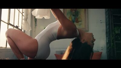 Sick Individuals feat. Nevve - Symphony (Official Music Video)