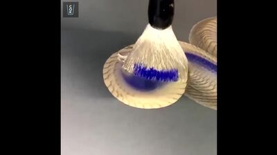 Хвост дракона одним взмахом кисти.