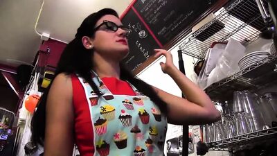 Лесбиянки Penny Barber и Alani Pi с большими сиськами