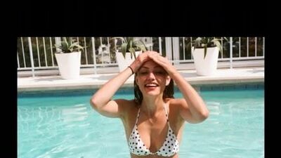 Челенж по дрочке с Phoebe Tonkin